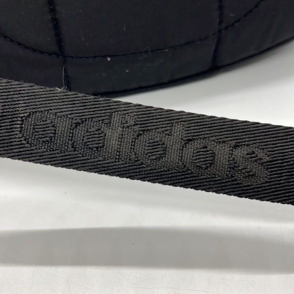 Adidas licensed belt pack. Never used. - Picture 6 of 8